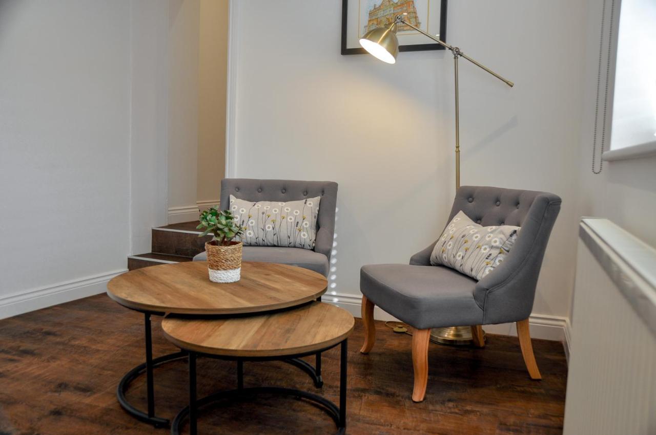 Upstairs At 33 - Self Check In Boutique Accommodation In Worcester Centre Eksteriør billede
