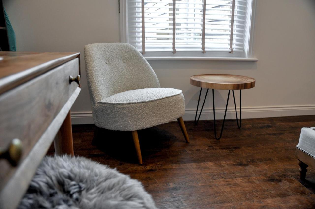 Upstairs At 33 - Self Check In Boutique Accommodation In Worcester Centre Eksteriør billede