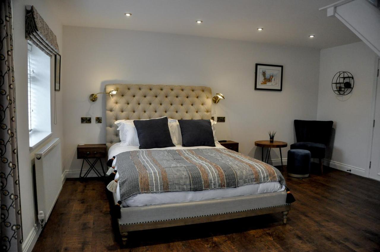Upstairs At 33 - Self Check In Boutique Accommodation In Worcester Centre Eksteriør billede